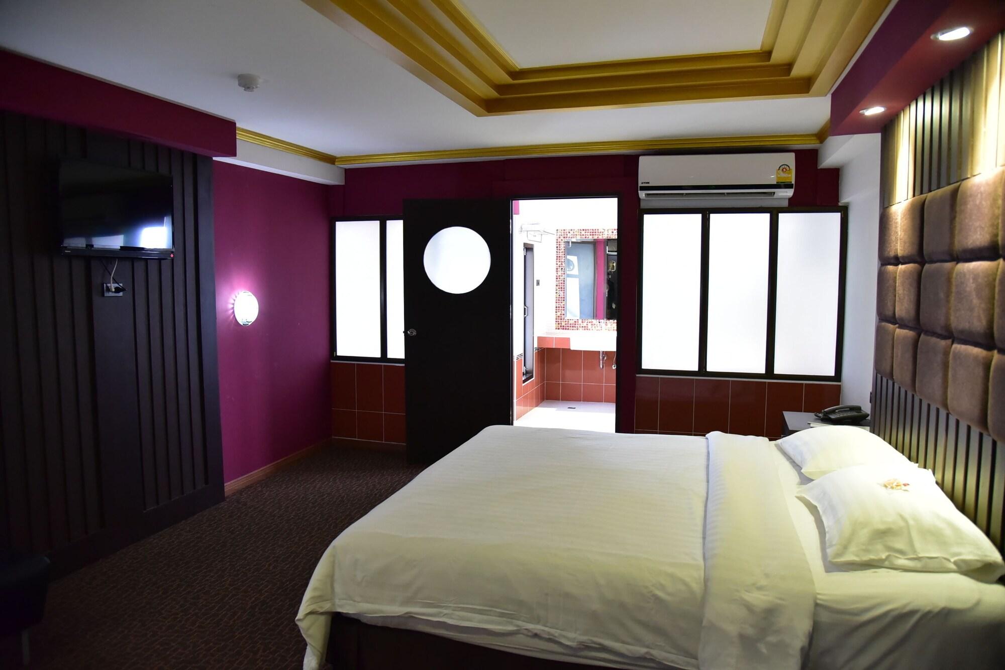 Grand Pink Hotel Hatyai Hat Yai Ngoại thất bức ảnh