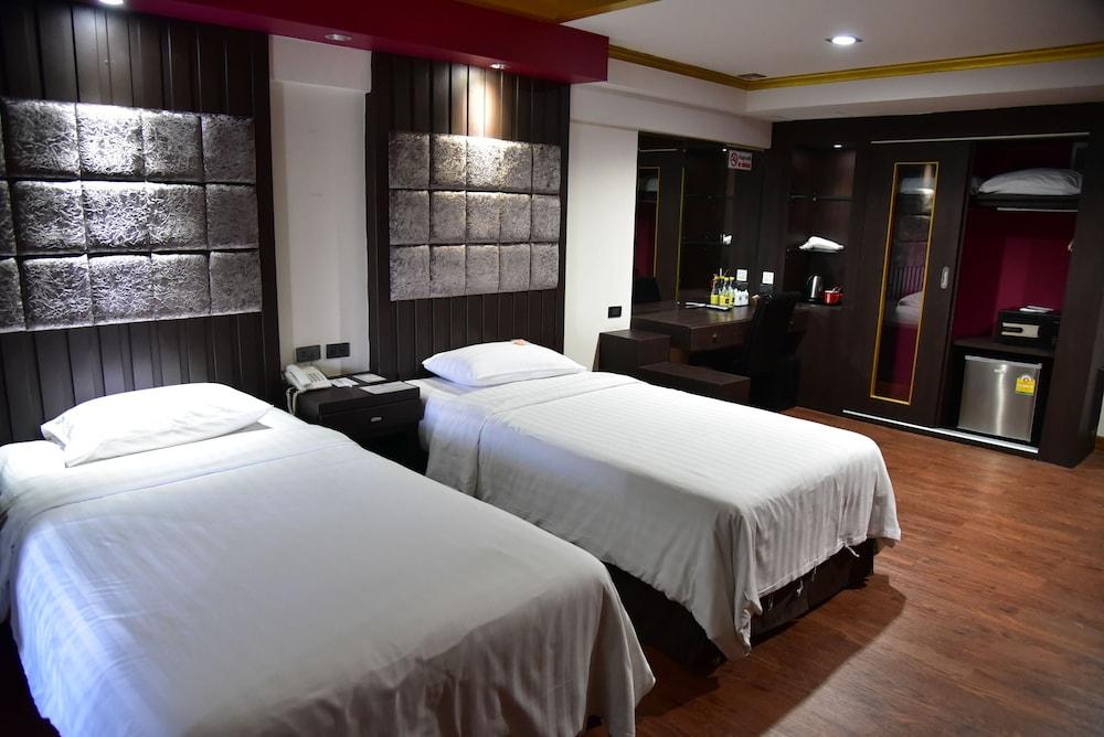 Grand Pink Hotel Hatyai Hat Yai Ngoại thất bức ảnh