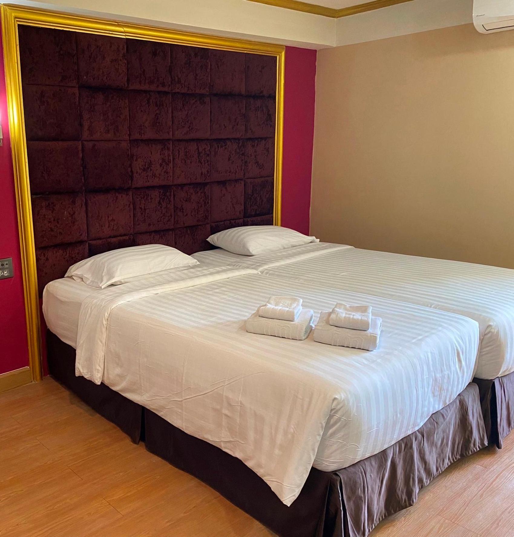 Grand Pink Hotel Hatyai Hat Yai Ngoại thất bức ảnh