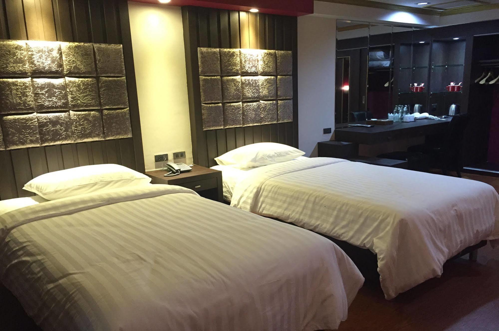 Grand Pink Hotel Hatyai Hat Yai Ngoại thất bức ảnh